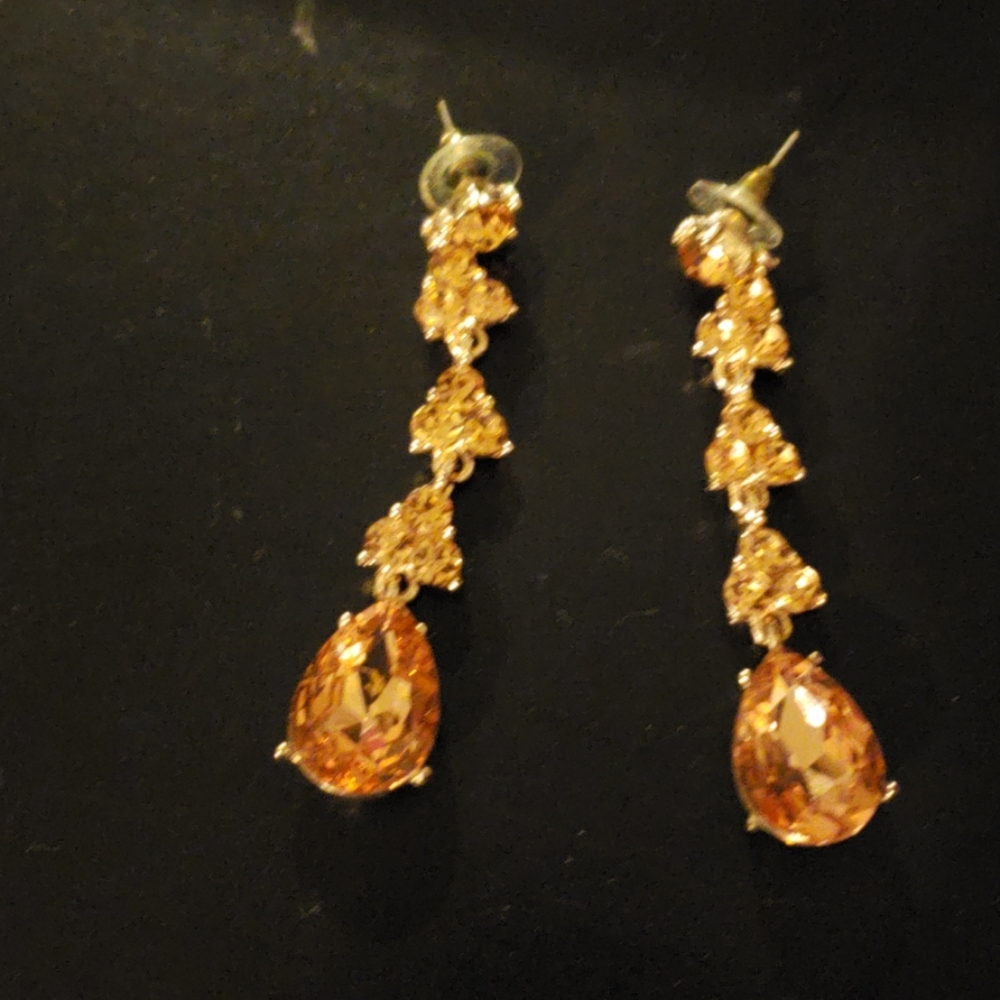 Rose gold earings